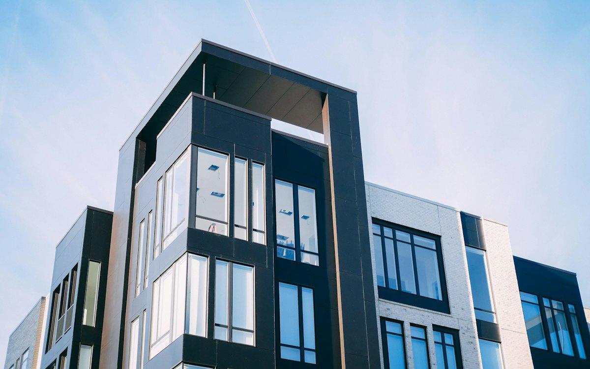 Incorporadora com cinco SPEs residenciais